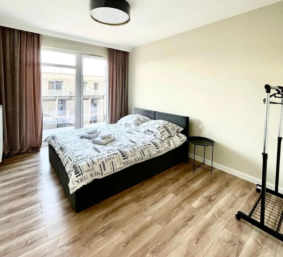 Poznan Przytulne Apartamenty Lesnych Skrzatow Apartment